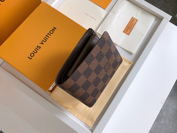 LVコピーウォレット正面デザイン